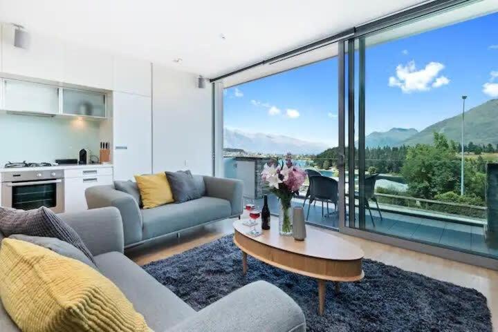 קווינסטאון Luxury Lakeview 2 Bedroom Apartment מראה חיצוני תמונה